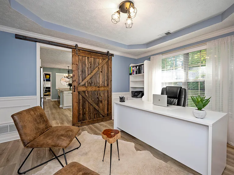 4016 Kenesaw Dr — Photo 12