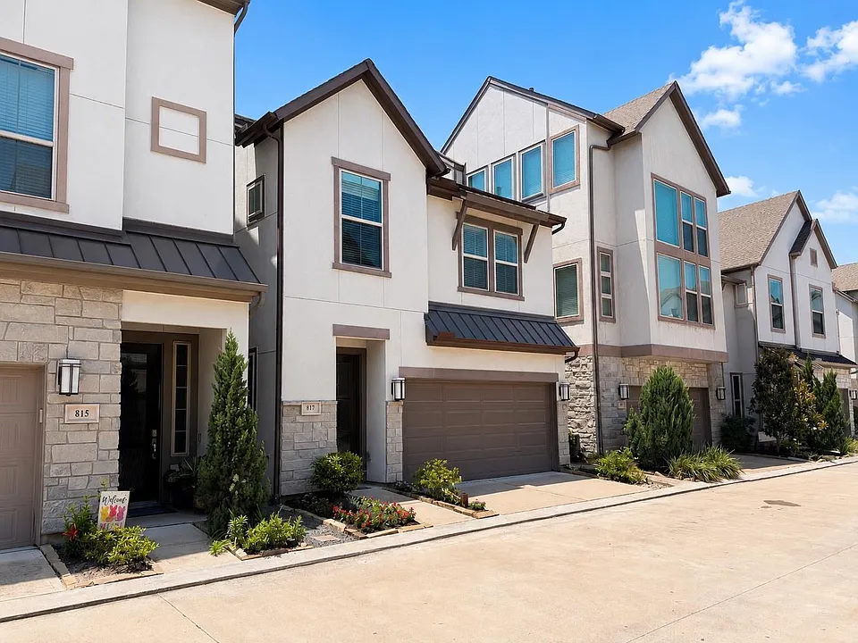 817 Kamano Ave