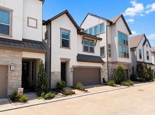 817 Kamano Ave, Houston, TX 77008