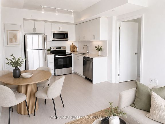 2nd image of 4010 Eglinton Ave W #524