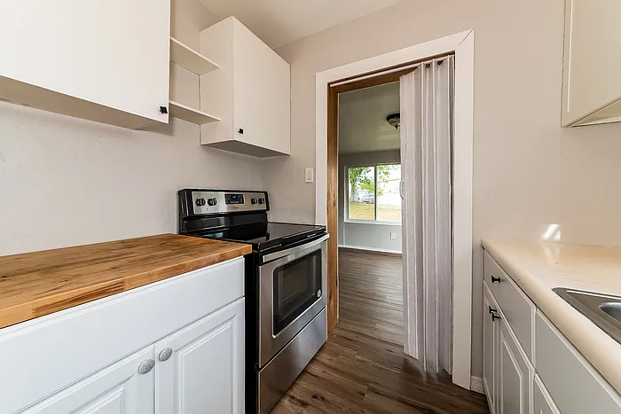 8522 Dorothy Ave — Photo 7