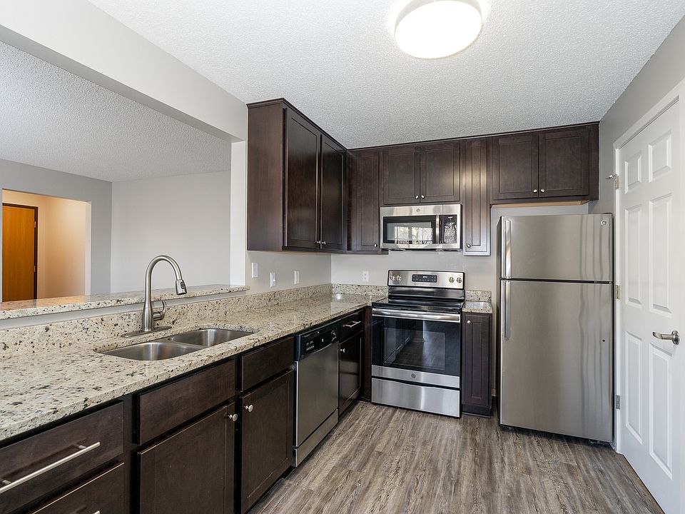 Parkers Lake Apartment Rentals Plymouth, MN Zillow