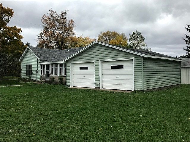1st image of 107 Kalkaska St