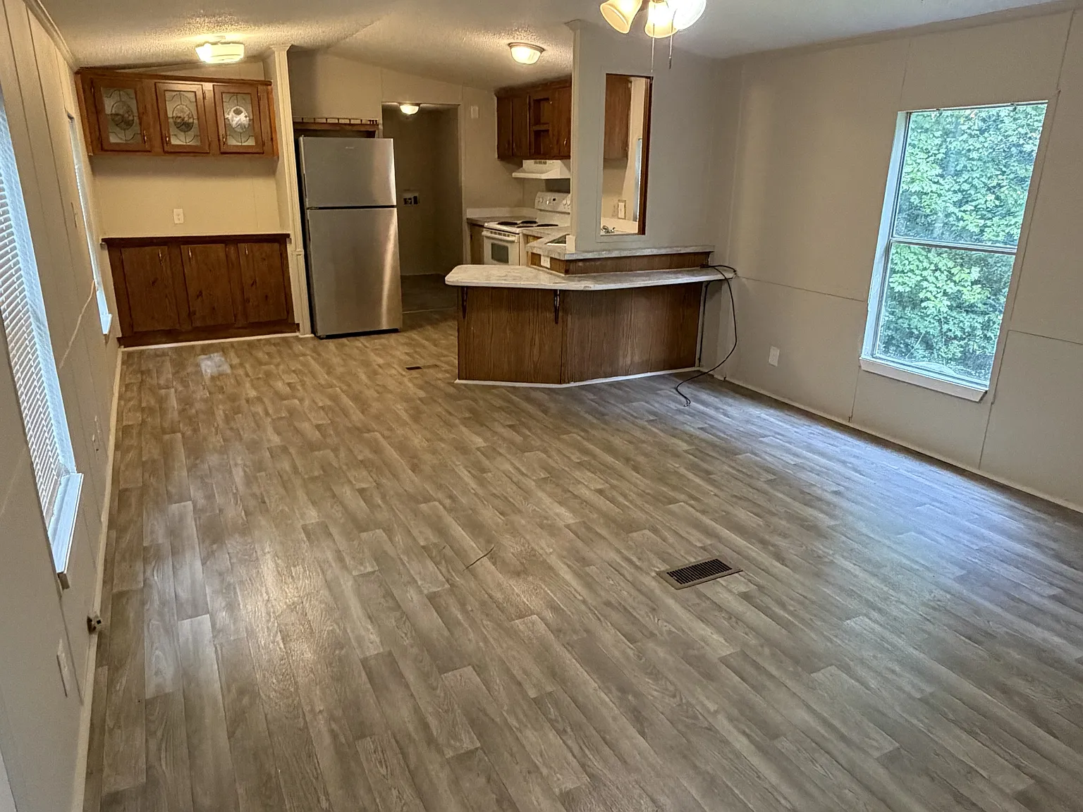 51 Platinum dr - 1 — Photo 2