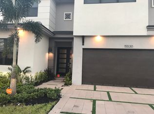 15530 NW 89th Ct, Miami Lakes, FL 33018