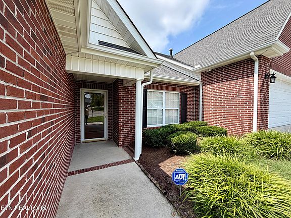 2nd image of 7823 Bethany Hills Rd