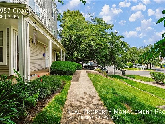4th image of 7957 Coachcrest Ct
