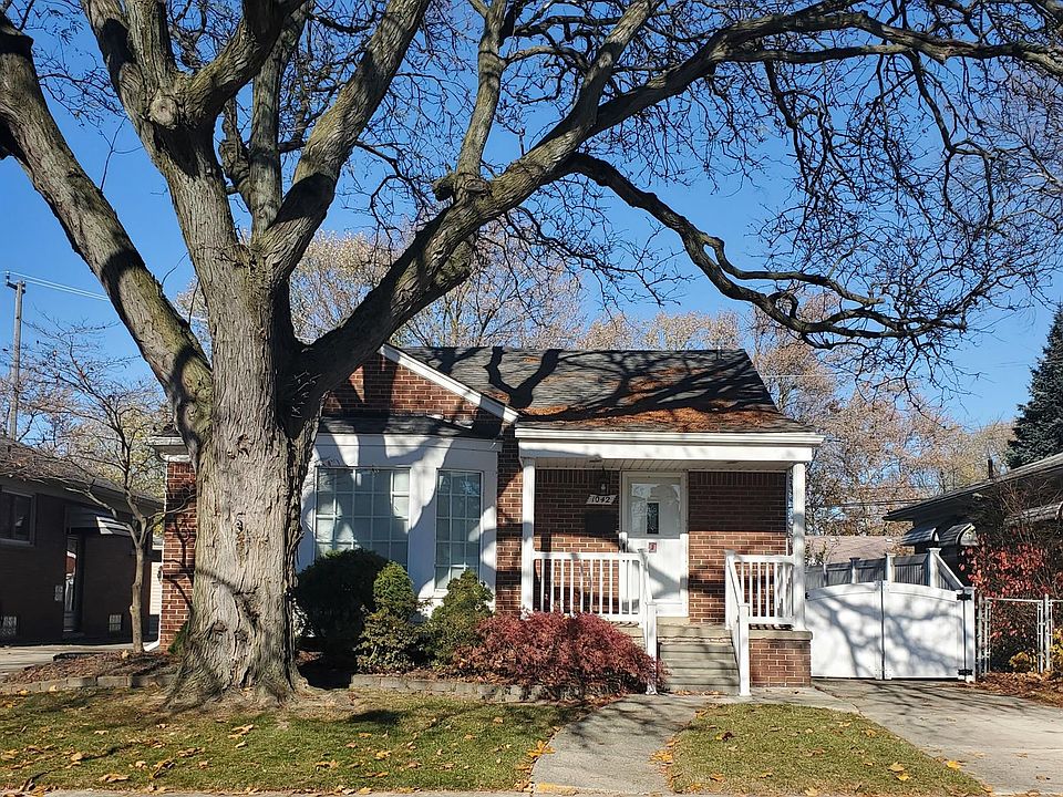 1st image of 1042 Pagel Ave