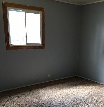 3rd image of 86 Birch St