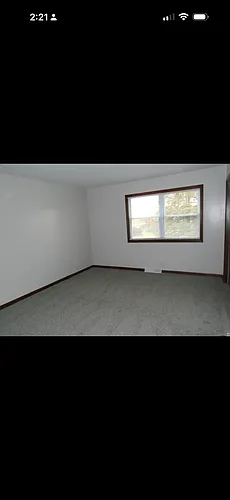 655 Colony Rd Photo 1