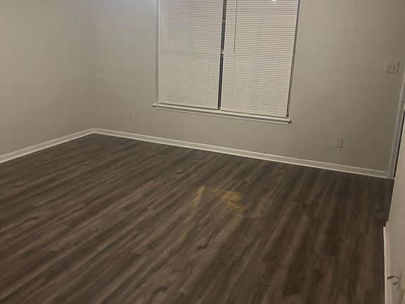 2nd image of 1212 Allen Rd APT D