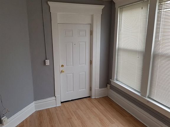5th image of 80 Governors Pl APT A