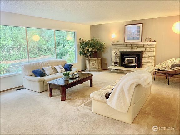 Living area >