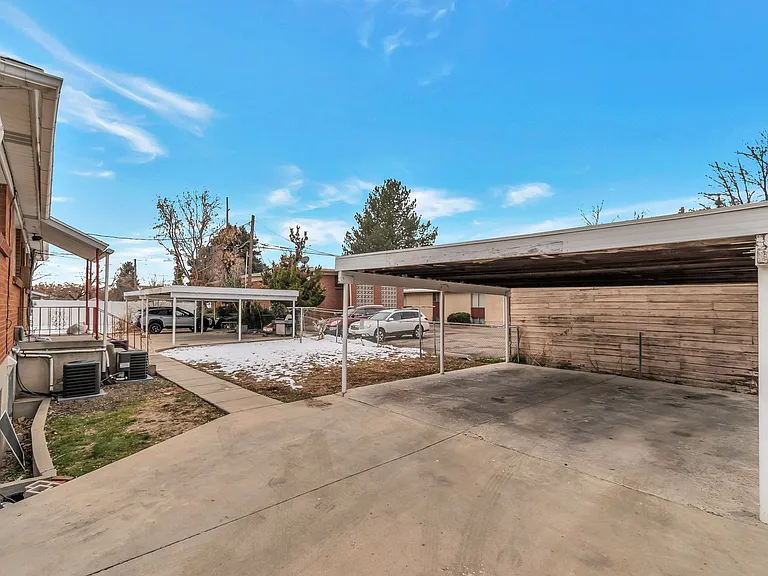 2638-2642 S 800 E — Photo 14