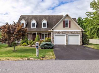 71 Delwood Dr, Danville, PA 17821