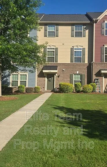 3746 Speer Blvd — Photo 1