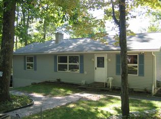 117 Paradise Park Rd, Lakeville, PA 18438