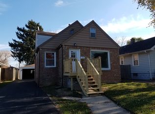 611 S Fulton Ave, Waukegan, IL 60085