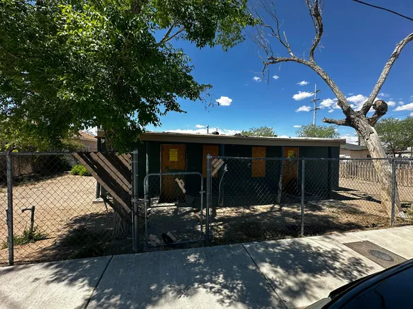 2919 Carlton St NW, Albuquerque, NM 87107