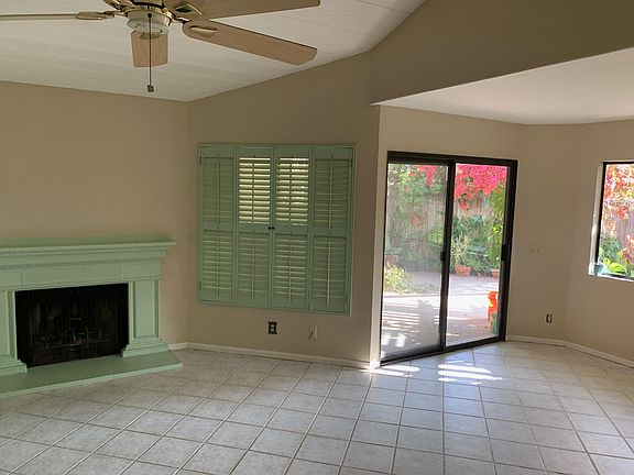 3rd image of 1764 Capistrano Gln