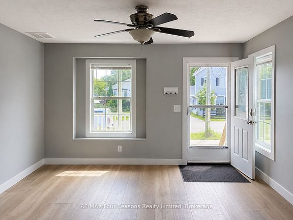 2nd image of 128 Spruce St #130