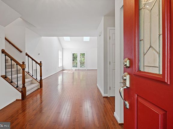 5th image of 14735 Carona Dr