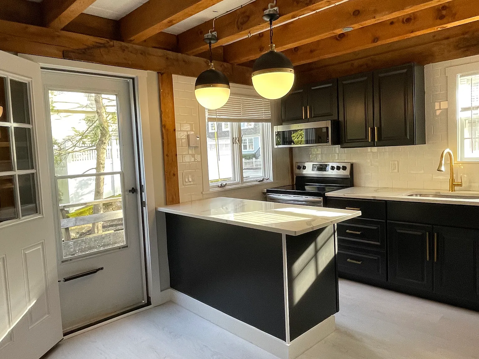 1 bed, 1100 sqft, $2,850 — Photo 3