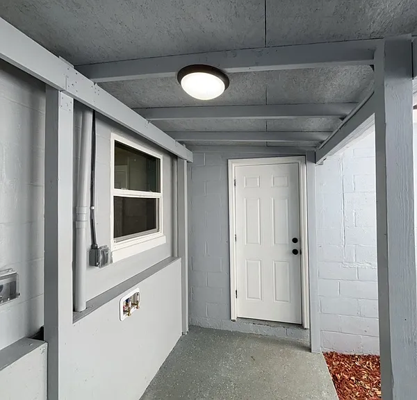 561 Raleigh St — Photo 10