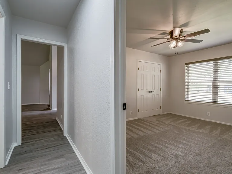 2809 Countrywood Ln — Photo 32