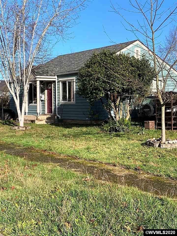 471 S 6th St Lebanon Or 97355 Mls 771547 Zillow