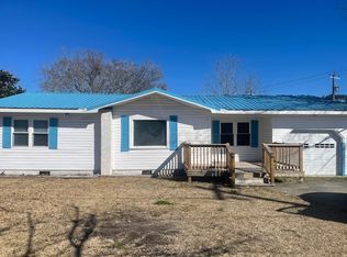 114 Chatham St, Newport, NC 28570