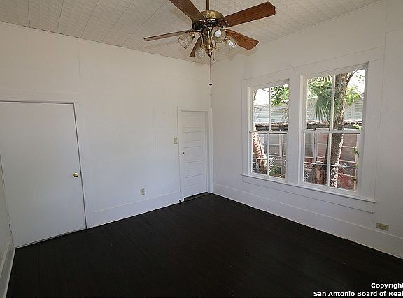3rd image of 539 Denver Blvd