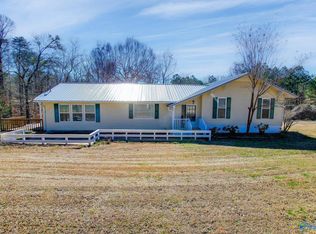 697 Wilson Mountain Rd, Falkville, AL 35622