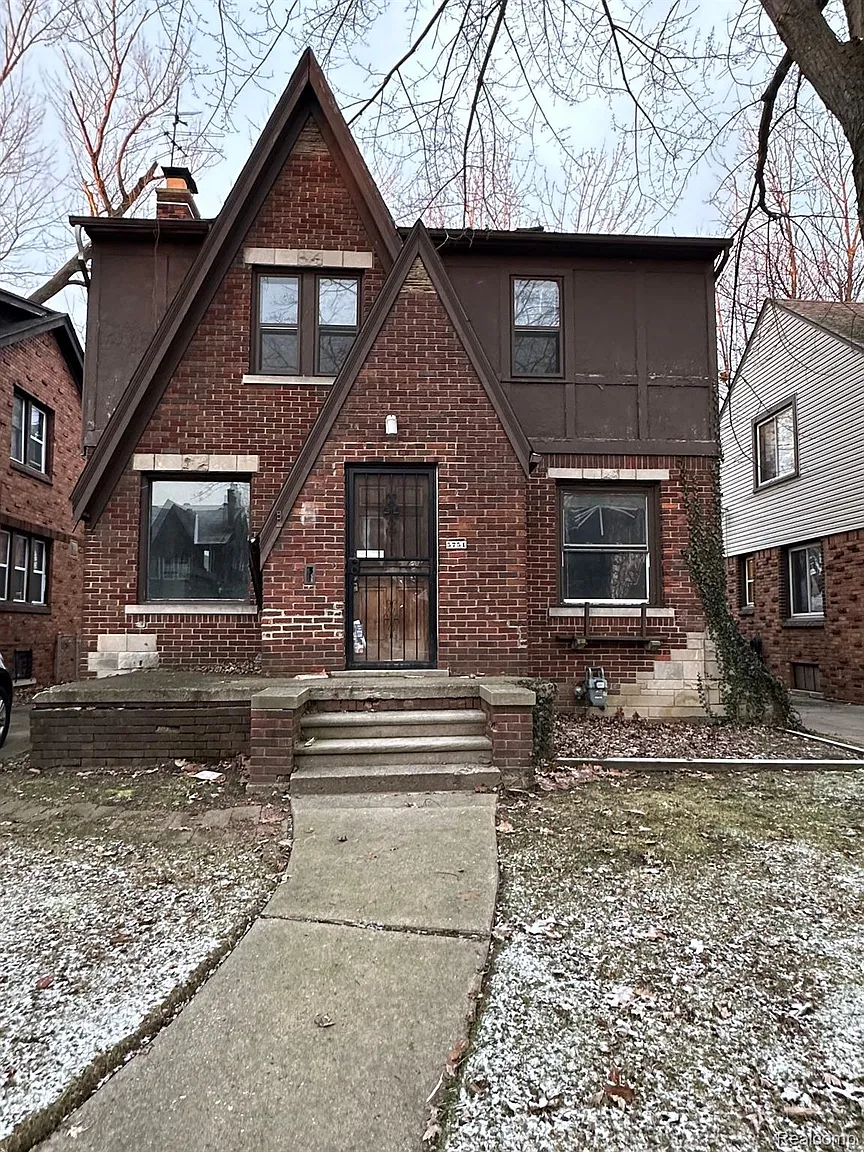 5751 Yorkshire Rd photo 1