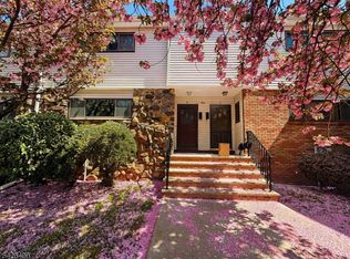 904D Merritt Dr BUILDING 904-D, Hillsborough, NJ 08844