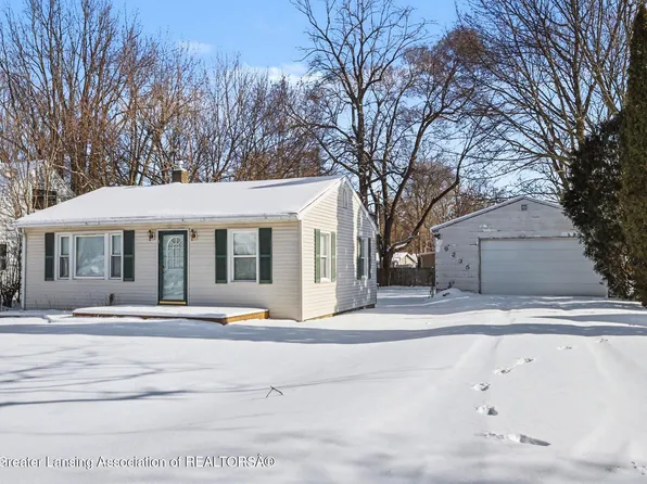 6235 Yunker St, Lansing, MI 48911