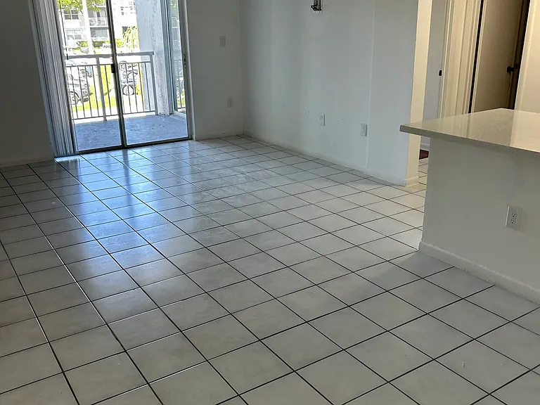 8600 SW 212th St #207 — Photo 7