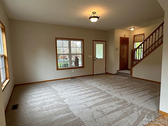5th image of 206 E Colorado Ave