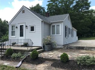 563 Wauregan Rd, Brooklyn, CT 06234