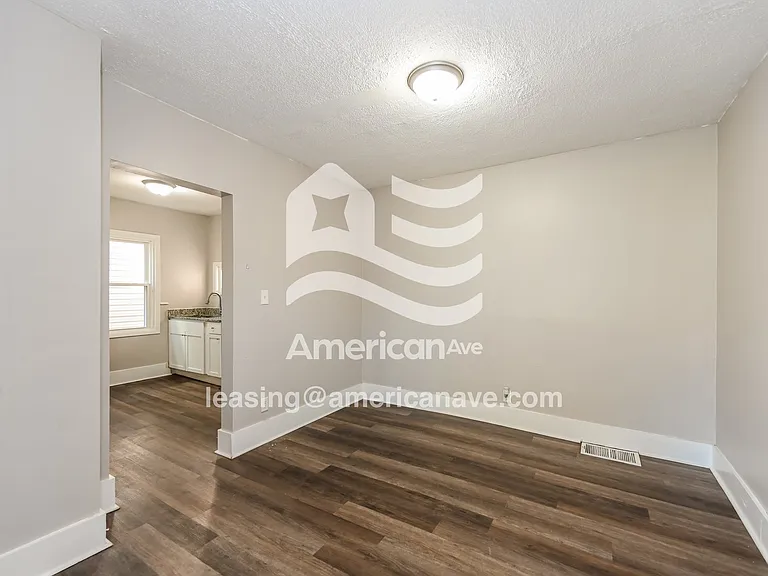 1441017_005_dining_room_6.jpg