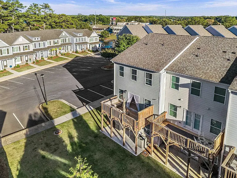 105 Crane Ln #1B — Photo 20