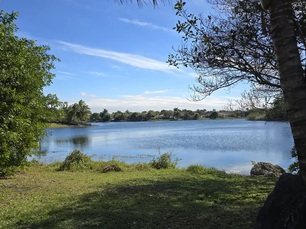 1575 Owl Rd, Homestead, FL 33035