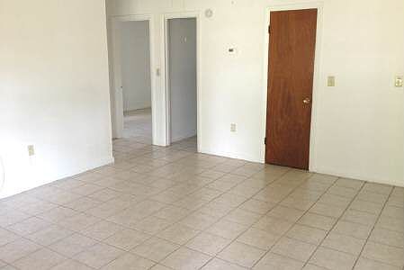 4th image of 953 SW Bali Ln APT 102
