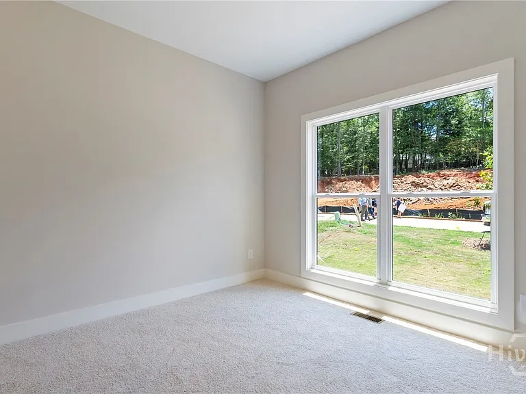 400 Ansley Dr — Photo 22