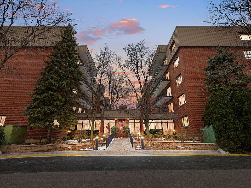 1st image of 129 Acacia Cir APT 106E