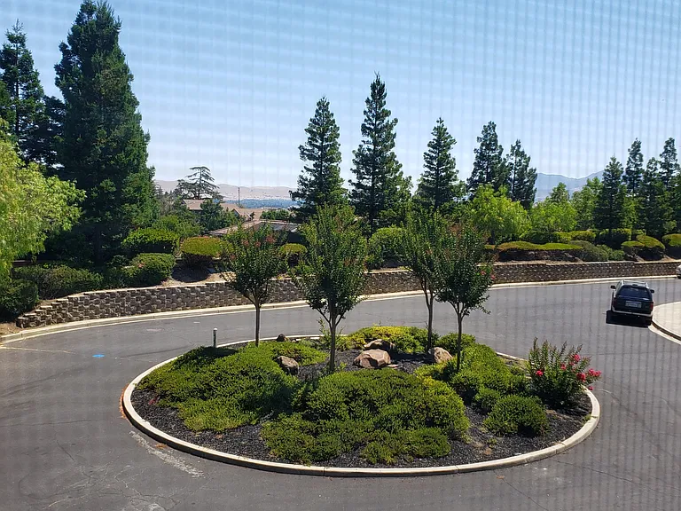 4000 Hiller Ln — Photo 14