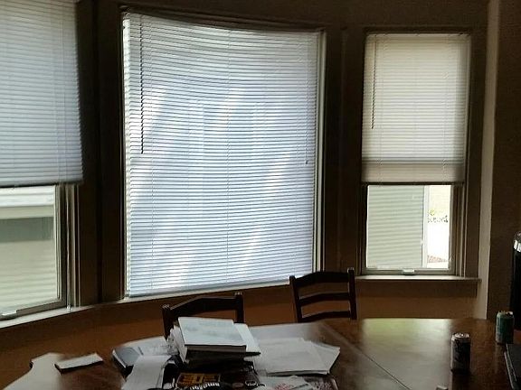 5th image of 2971 N Farwell Ave