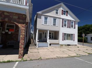 202 W Ludlow St, Summit Hill, PA 18250