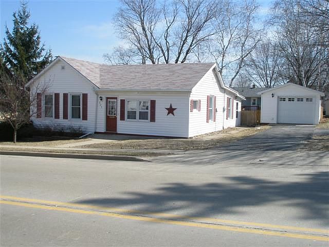 2nd image of 505 S Iowa St