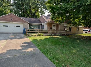 647 Longmere Dr, Kent, OH 44240